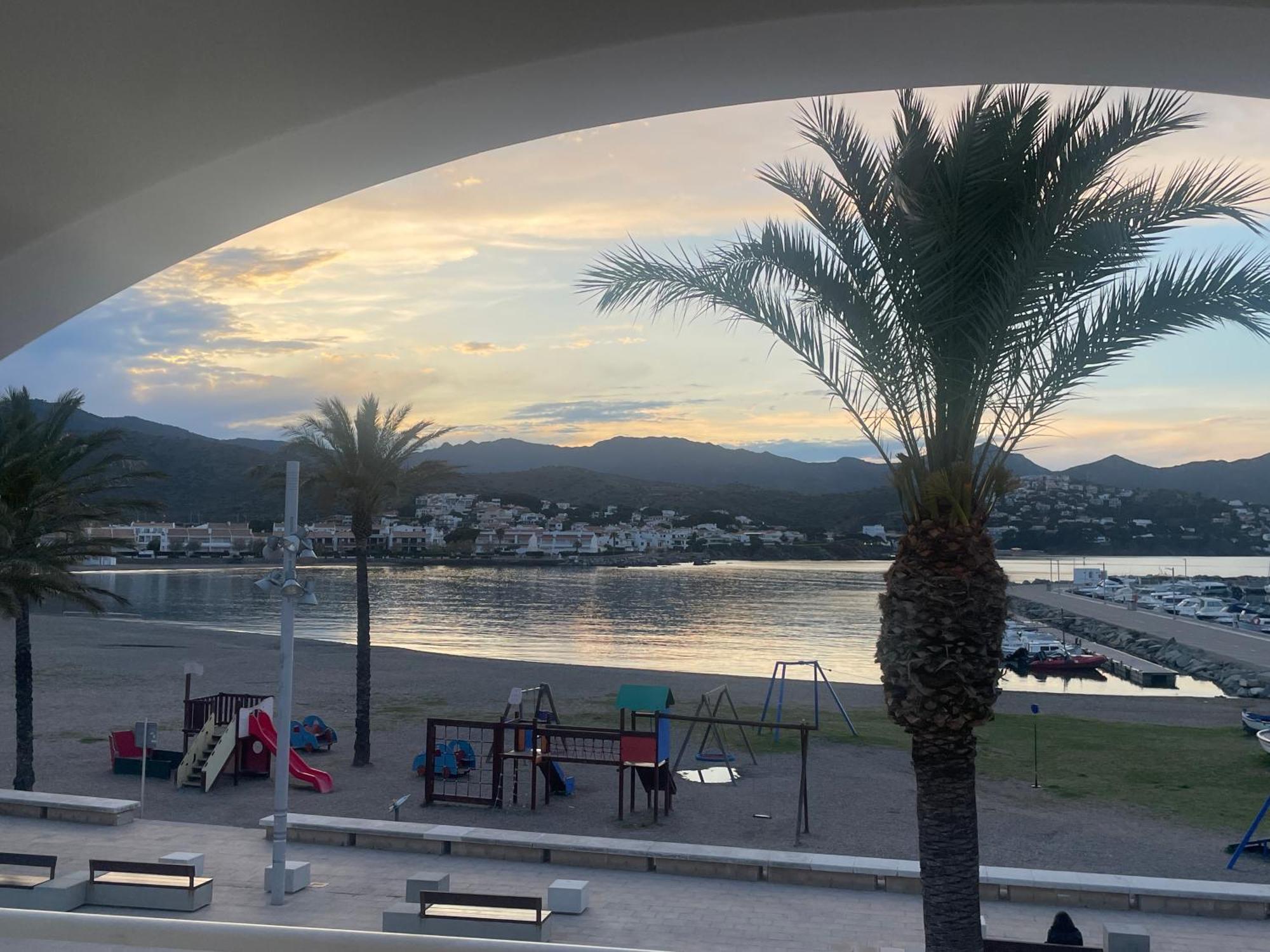 Platja Del Port Lägenhet Llança Exteriör bild
