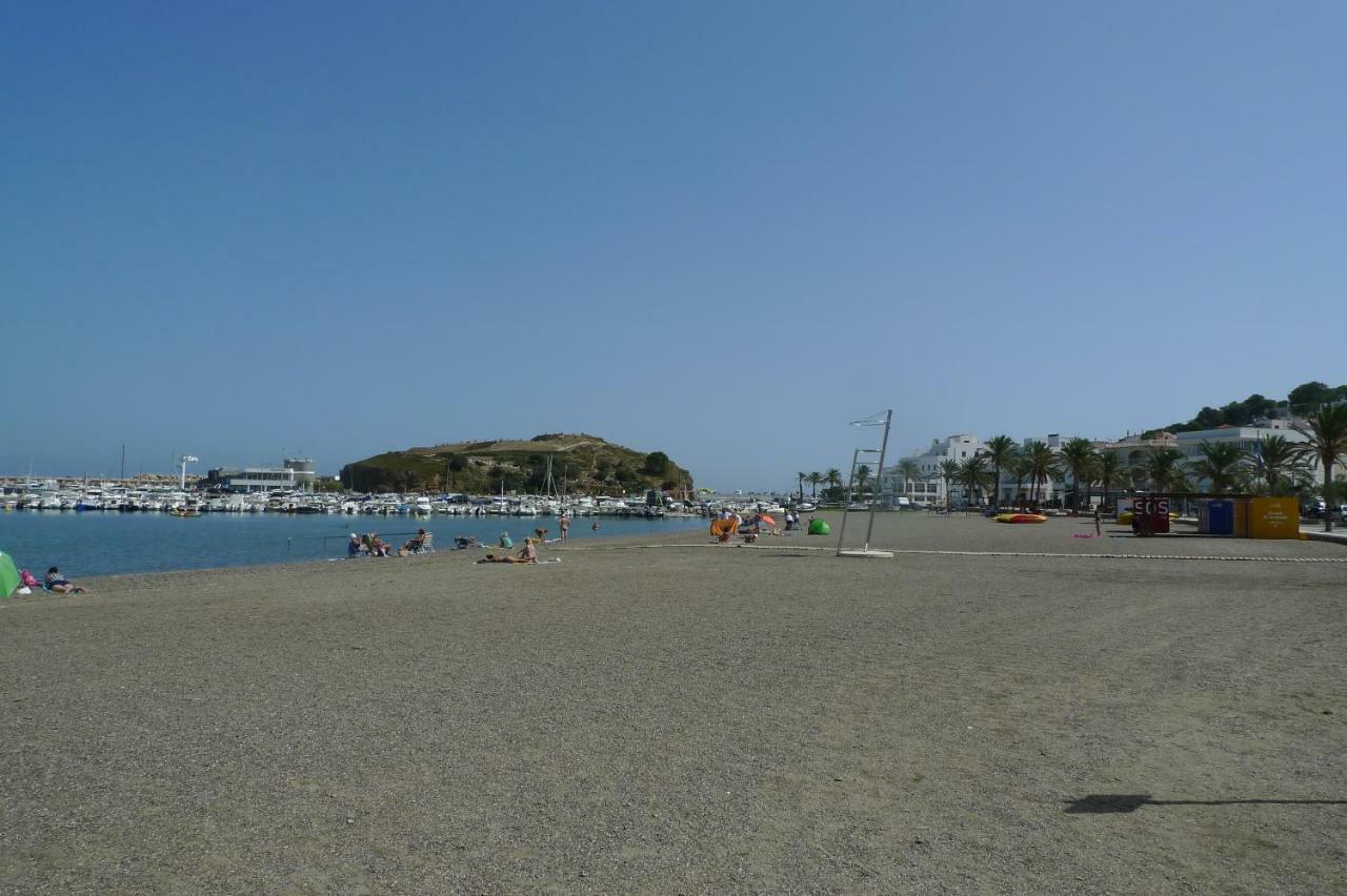 Platja Del Port Lägenhet Llança Exteriör bild