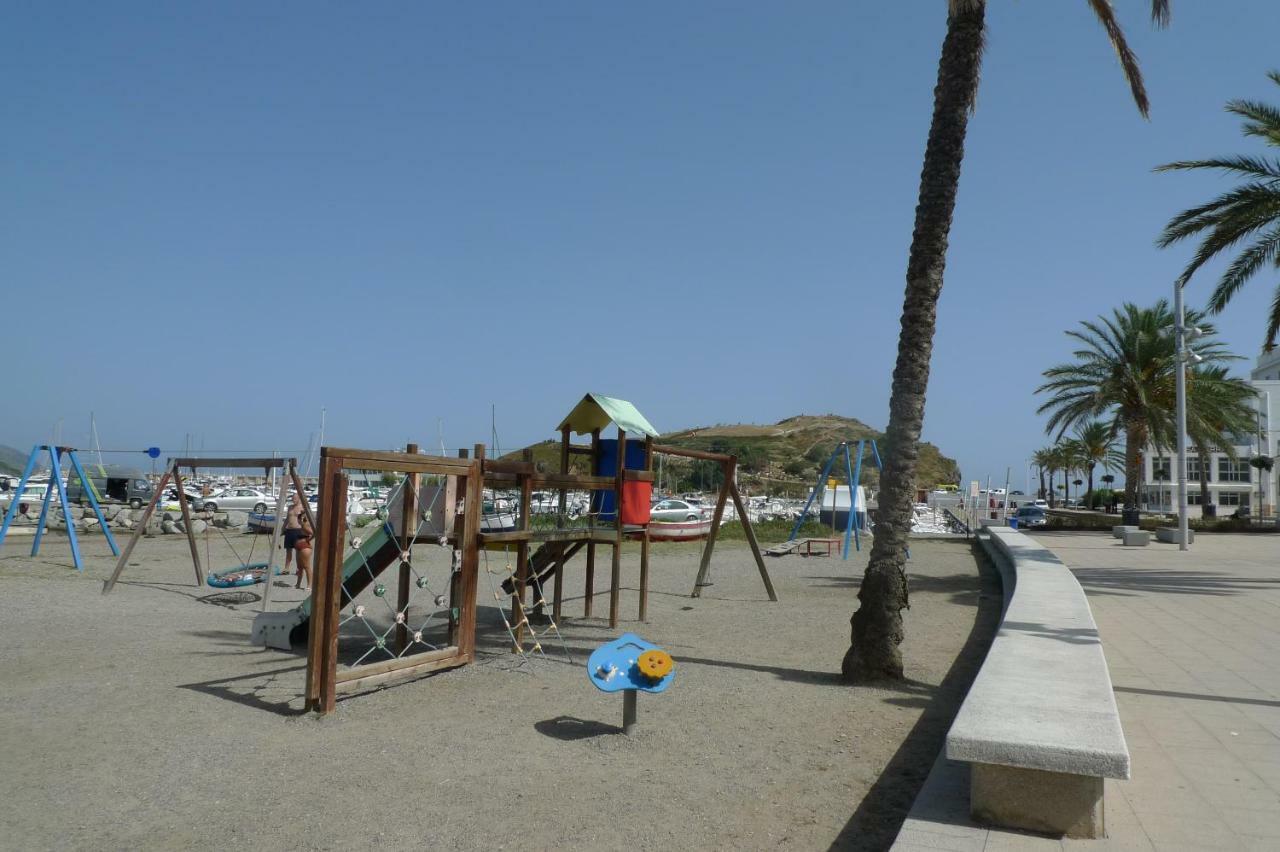 Platja Del Port Lägenhet Llança Exteriör bild